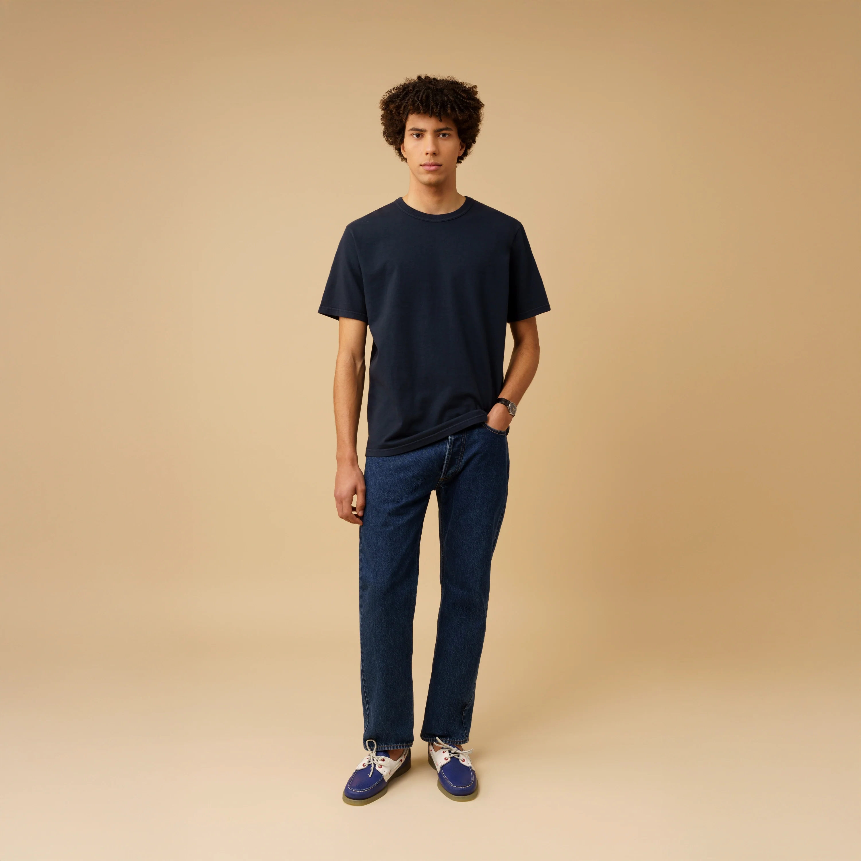 HEAVYWEIGHT T-SHIRT - Image 11